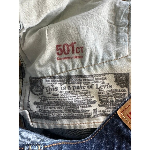 Levi's Women's 501 Dark Wash Cut Off Raw Hem Button Fly Denim Jeans Shorts W28 - Picture 4 of 6